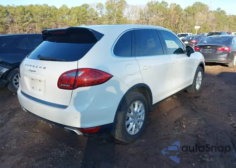 2012 Porsche Cayenne из США, поврежденный, VIN WP1AA2A23CLA02338